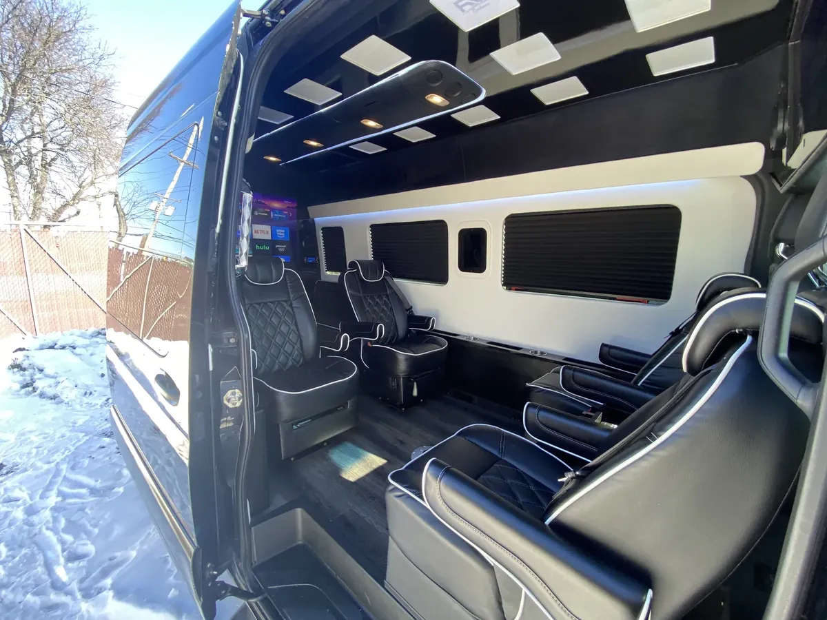 Mercedes Jet Sprinter interior photo 8 of 75, ExecutiveSprinterNYC.com