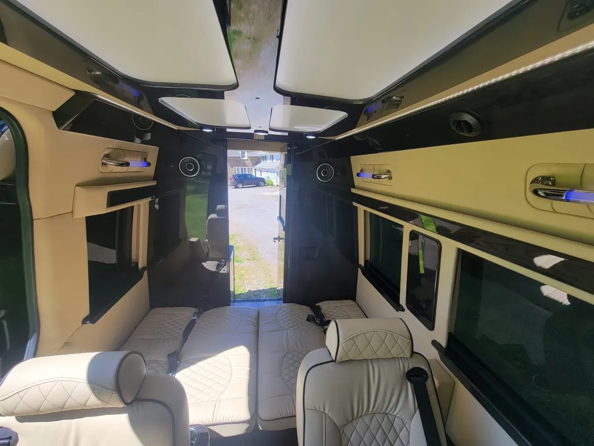 Jet Sprinter passenger seating and interior trim, Hourly Sprinter Charter — interior view 3